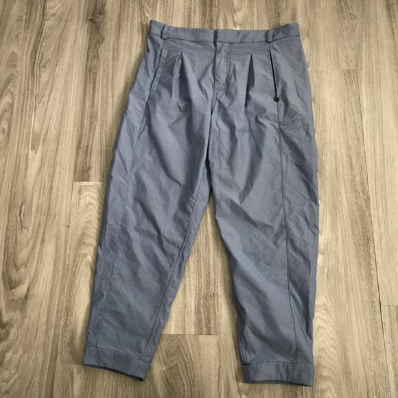 Lululemon Blue Torouser Pants Pleated Front Ankle Crop Womens M - Picture 1 of 10